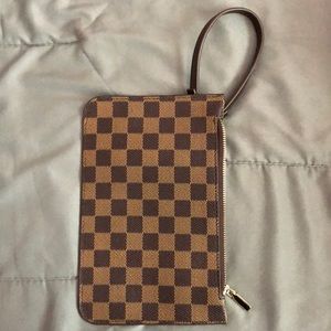 Checkered wristlet